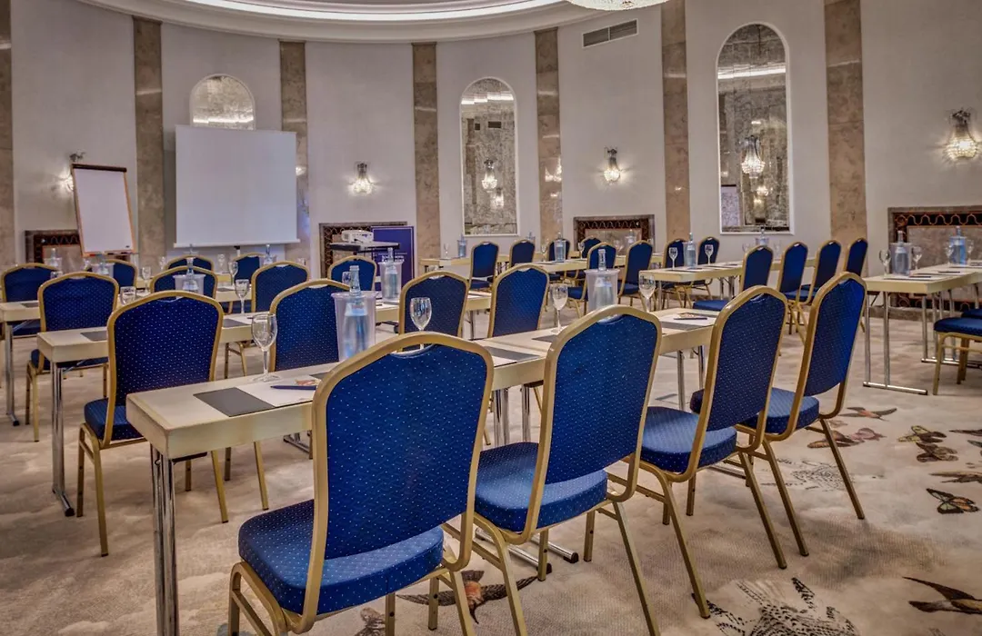 Schlosshotel Karlsruhe-1