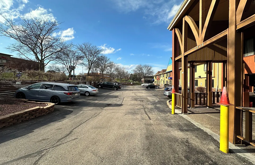 Rodeway Inn & Suites Madison East-1