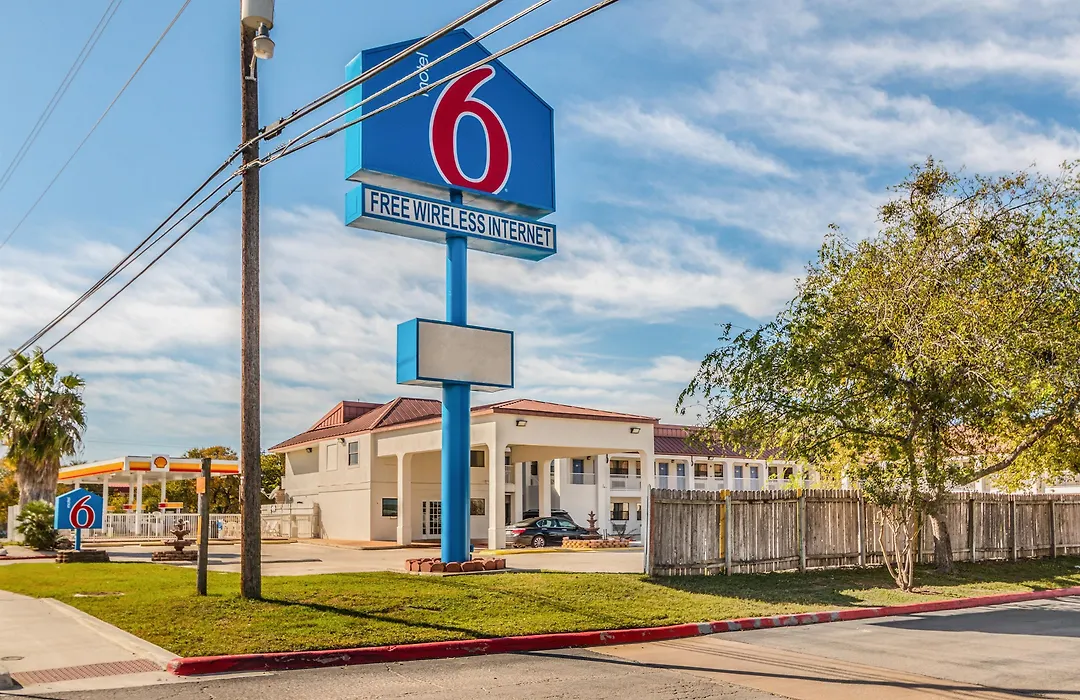 Motel 6-San Marcos, Tx - North-1