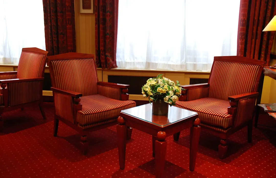 Hotel Du Pre-1