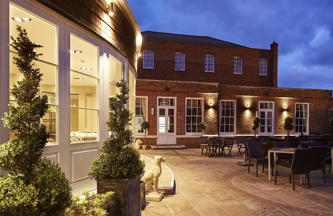 Sir Christopher Wren Hotel-1