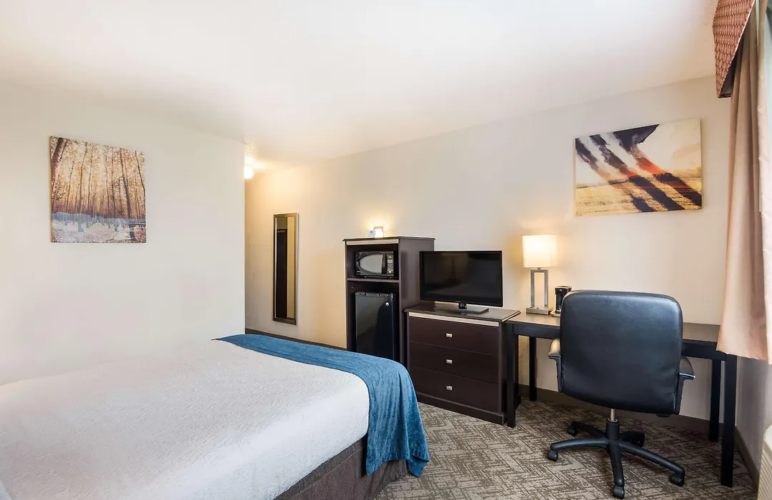 Best Western Mount Pleasant Inn-1