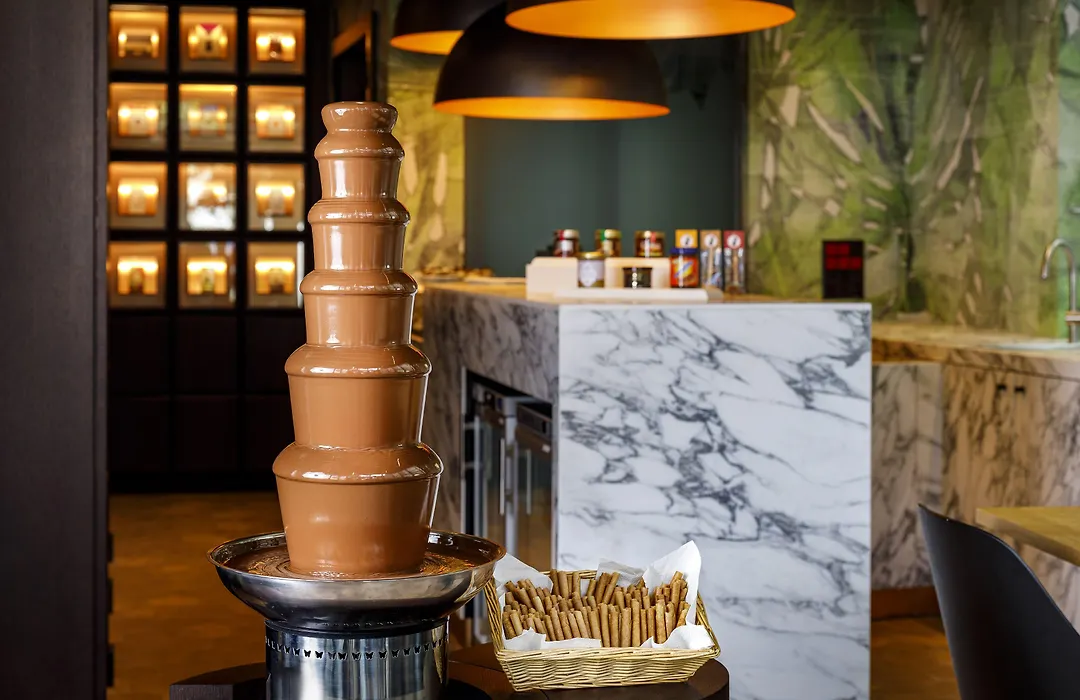 Swiss Chocolate By Fassbind Zurich-1