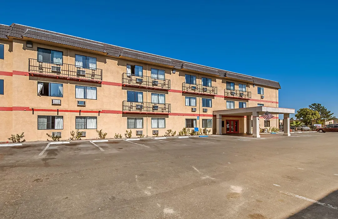 Sutter Inn-1