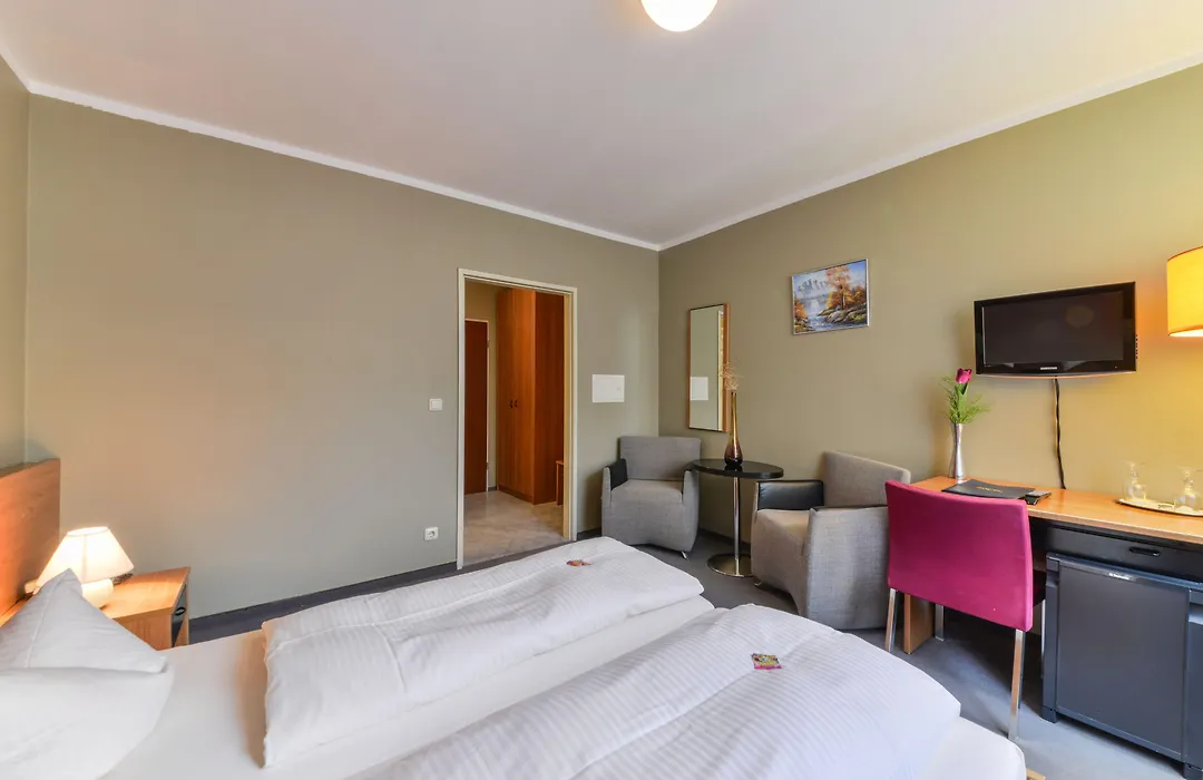 Hotel Fidelio-1