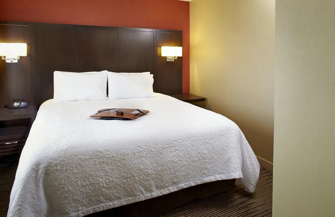 Hampton Inn Phoenix - Biltmore-1