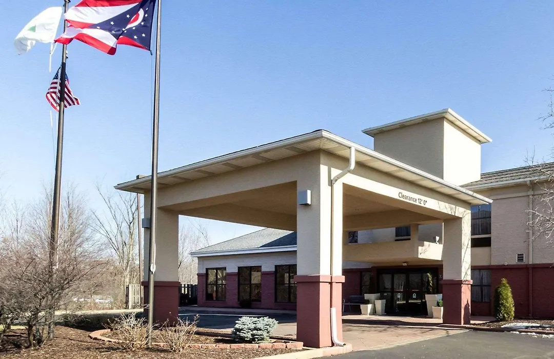 Quality Inn & Suites Oakwood Village - Cleveland South-1