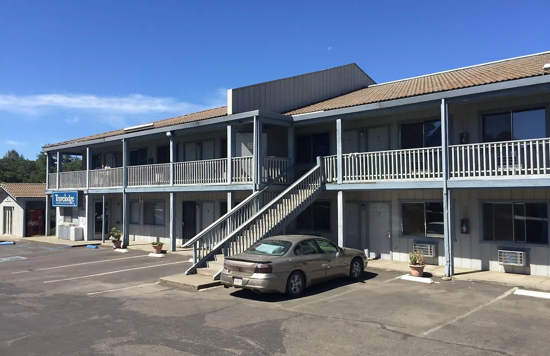Travelodge By Wyndham Clearlake-1