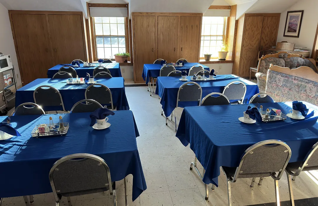 7 Gables Inn & Suites-1