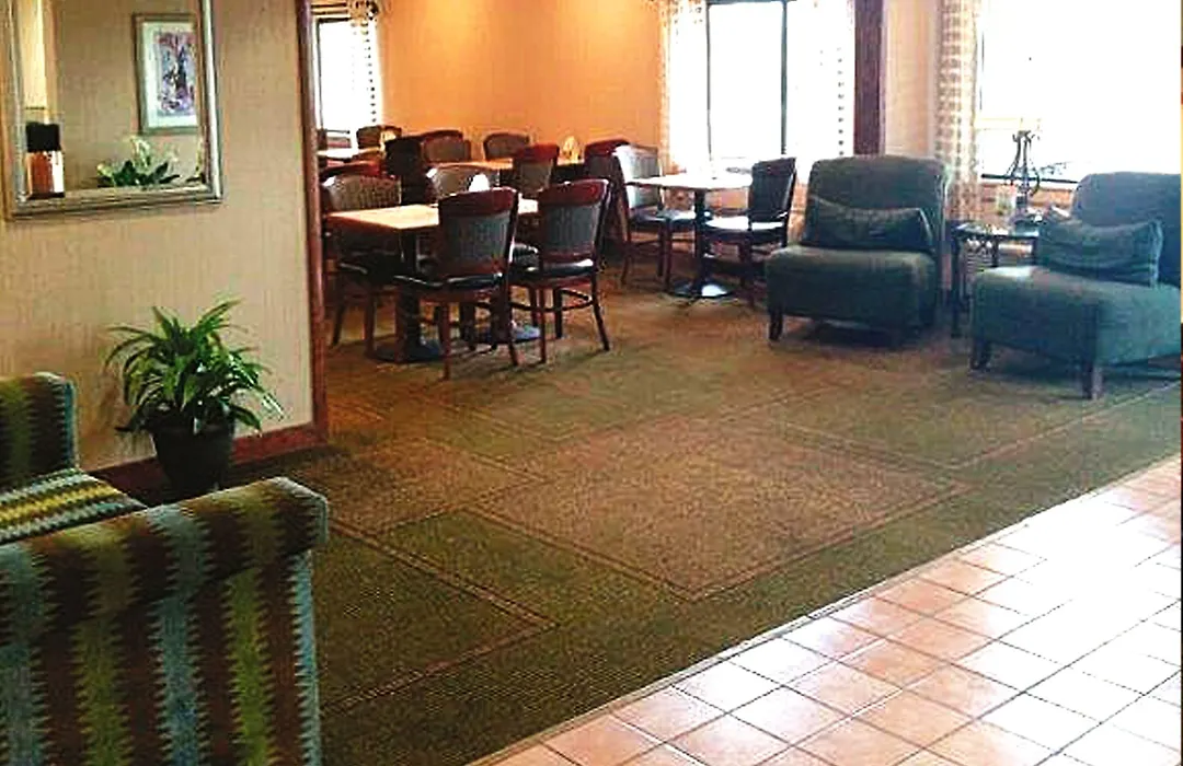 La Quinta Inn By Wyndham Detroit Southgate-1
