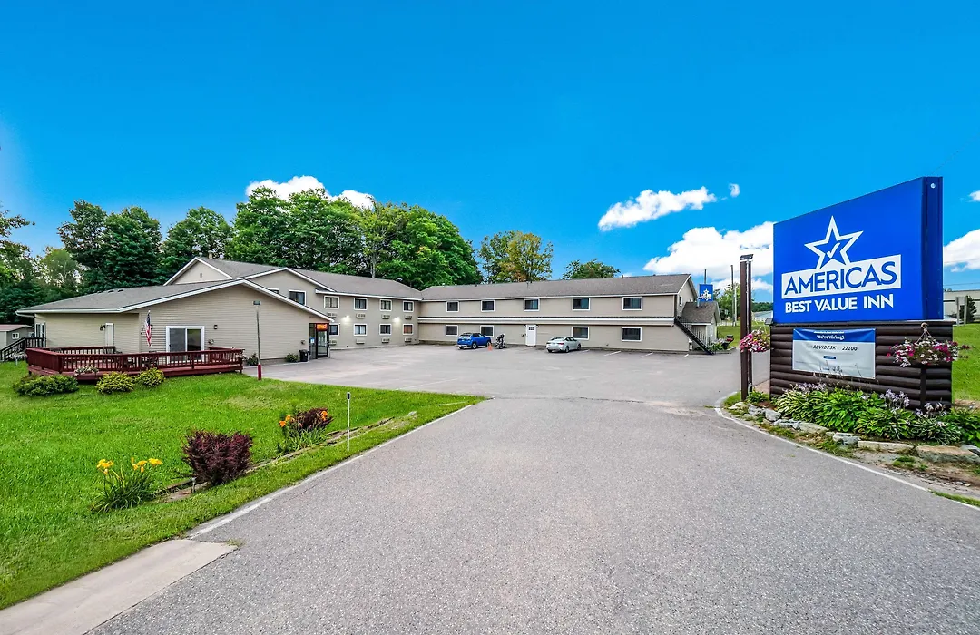 Americas Best Value Inn Marquette-1
