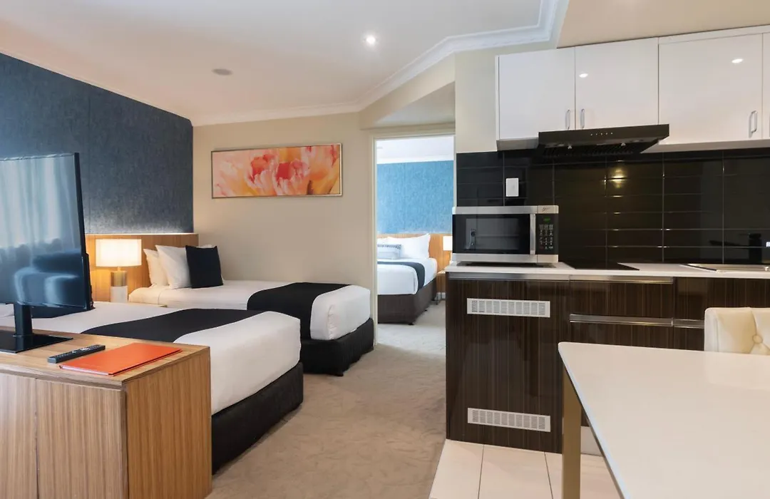 Hotel Diana Woolloongabba-1