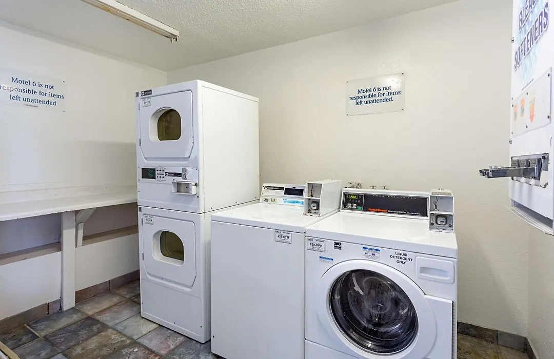 Motel 6 Baton Rouge Southeast-1