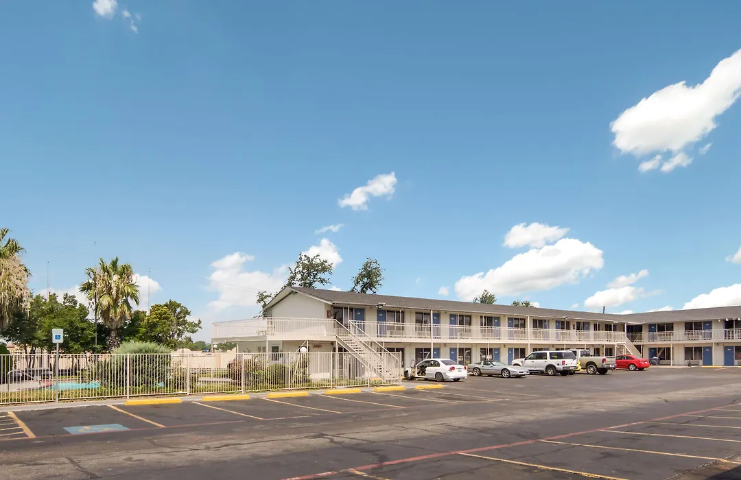 Motel 6-Fort Worth, Tx - Seminary-1