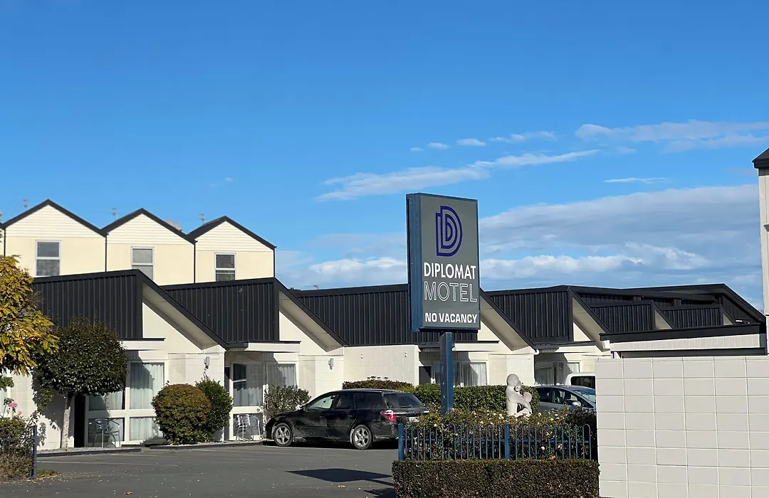 Diplomat Motel-1