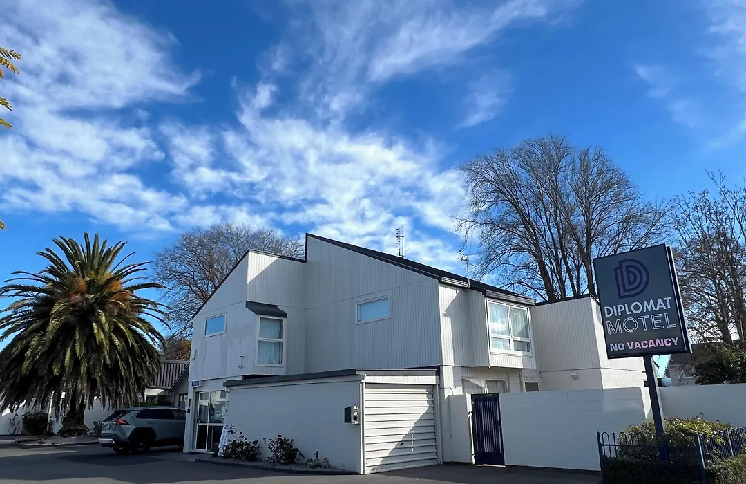 Diplomat Motel-1