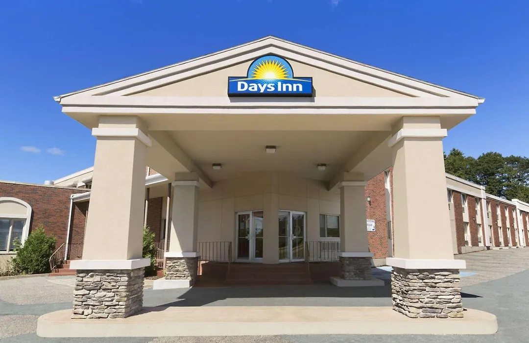 Days Inn By Wyndham Bridgewater Conference Center-1