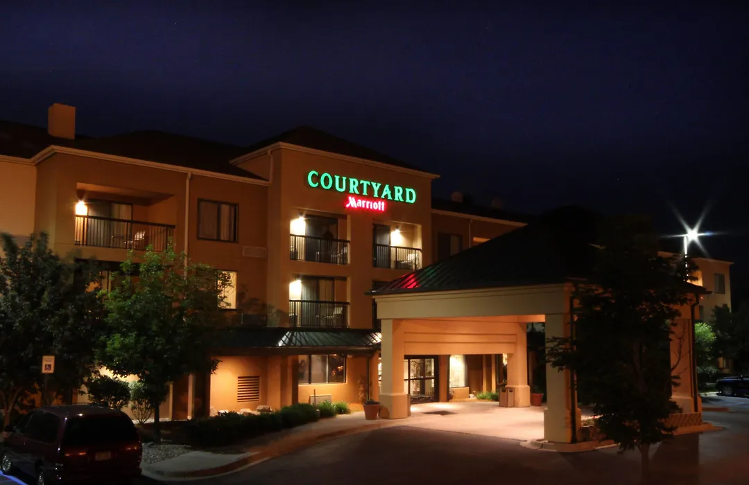 Courtyard By Marriott Flint Grand Blanc-1