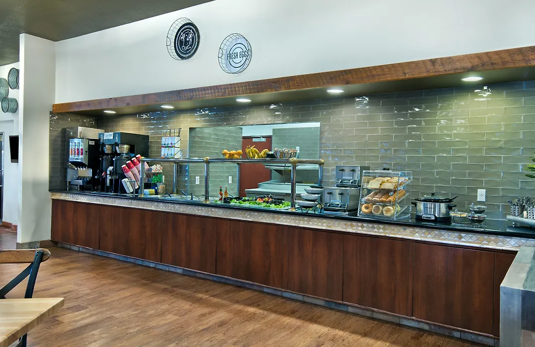 Oxford Suites Hermiston-1