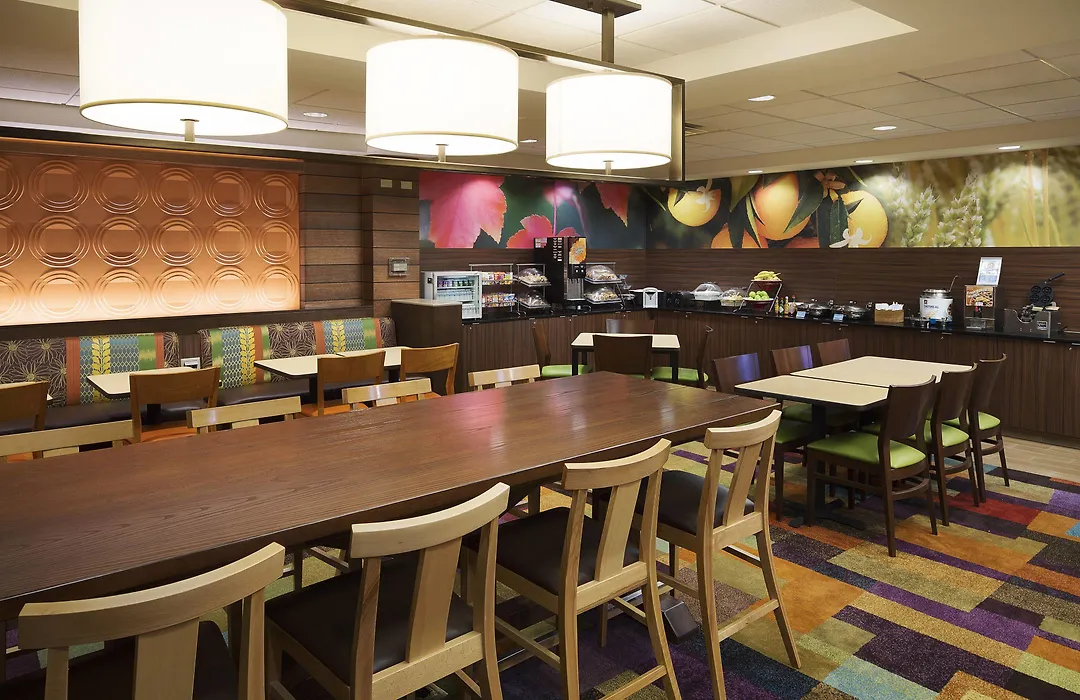 Fairfield Inn & Suites Chicago Midway Airport-1