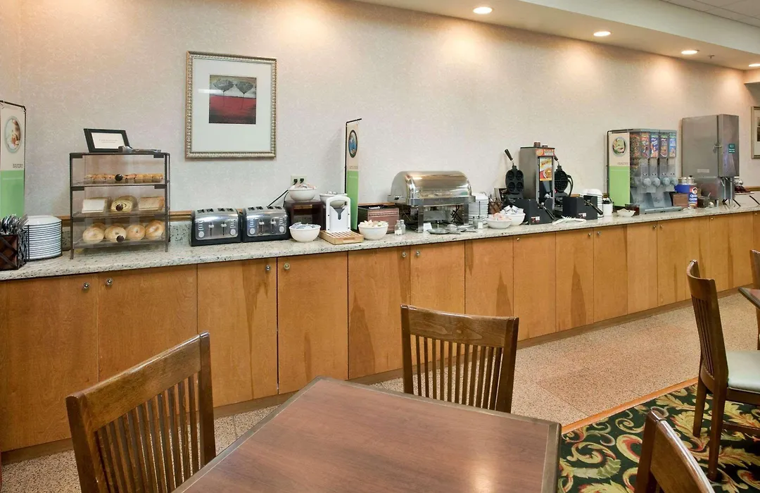 Country Inn & Suites By Radisson, Birch Run-Frankenmuth, Mi-1