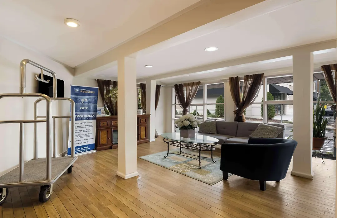Surestay Plus By Best Western Woodbury Inn-1