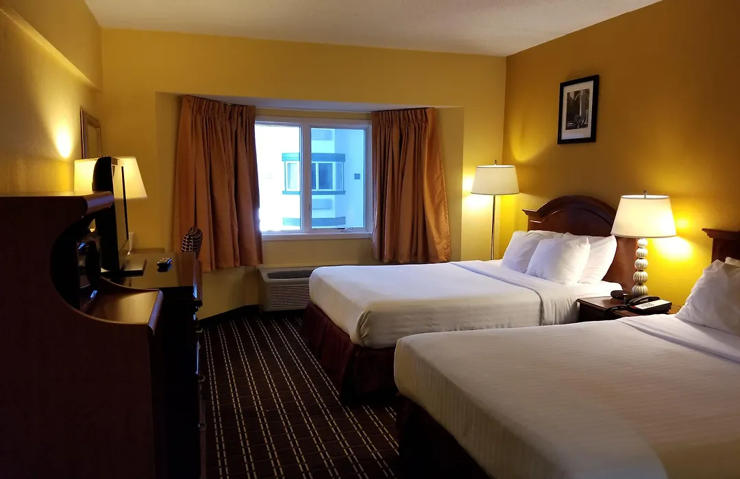 Comstock Inn & Conference Center-1