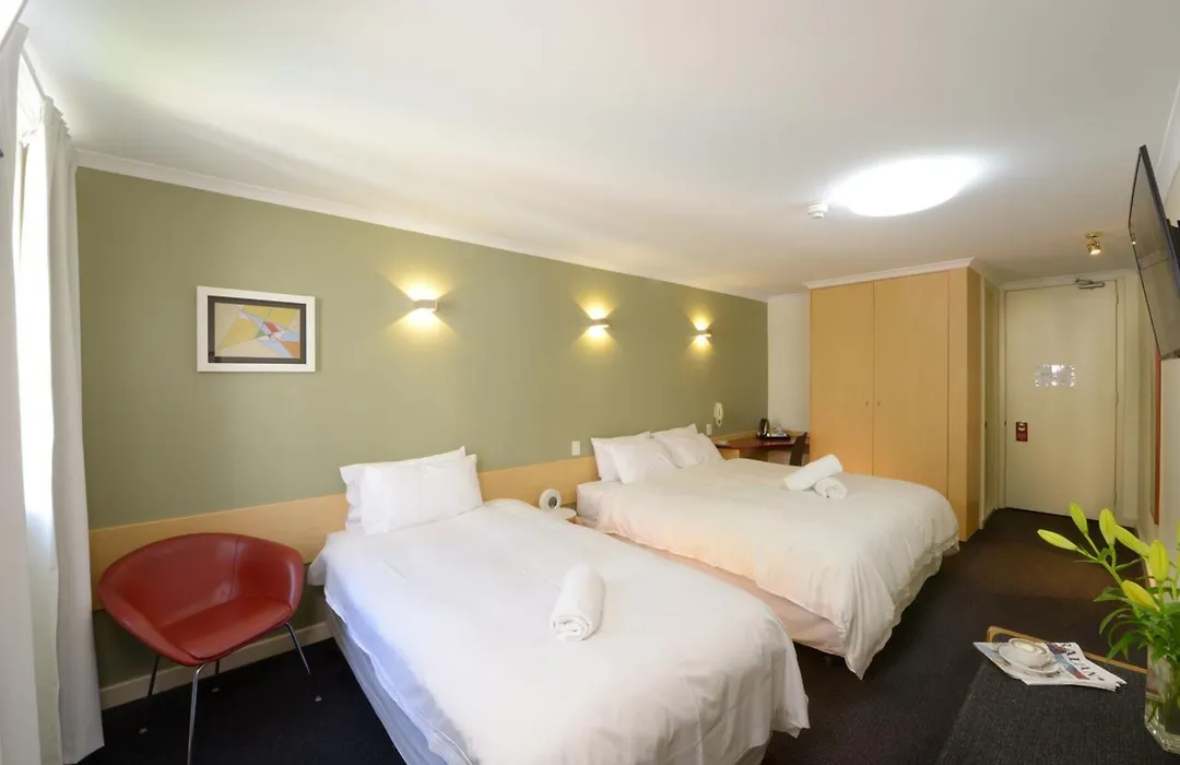 Sullivans Hotel-1