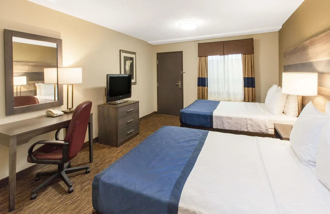 Baymont By Wyndham Downtown Detroit-1