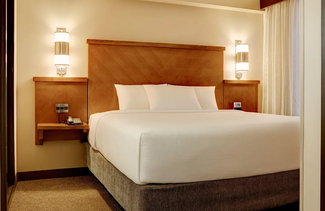 The Iah Houston Hotel-1