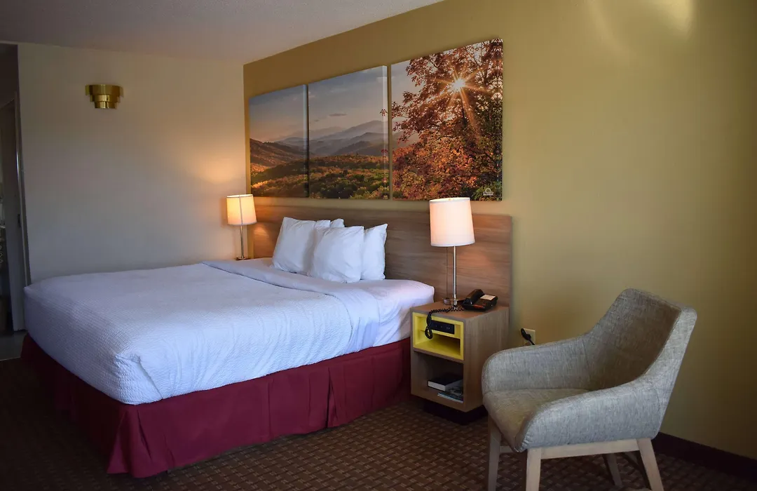 Days Inn By Wyndham Reidsville-1