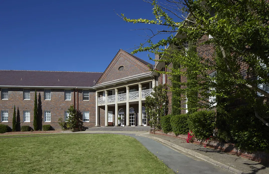 Brassey Hotel-1