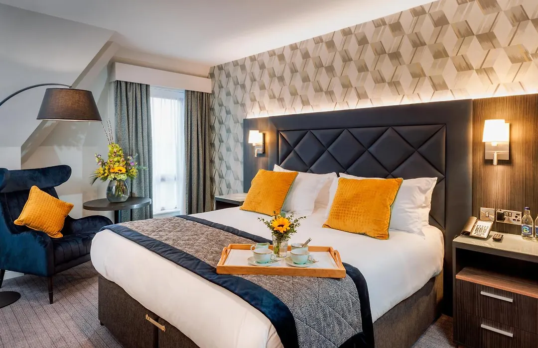 Camden Court Hotel-1