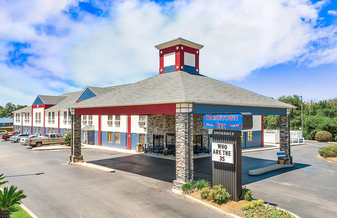 Hometown Inn Thomasville-1