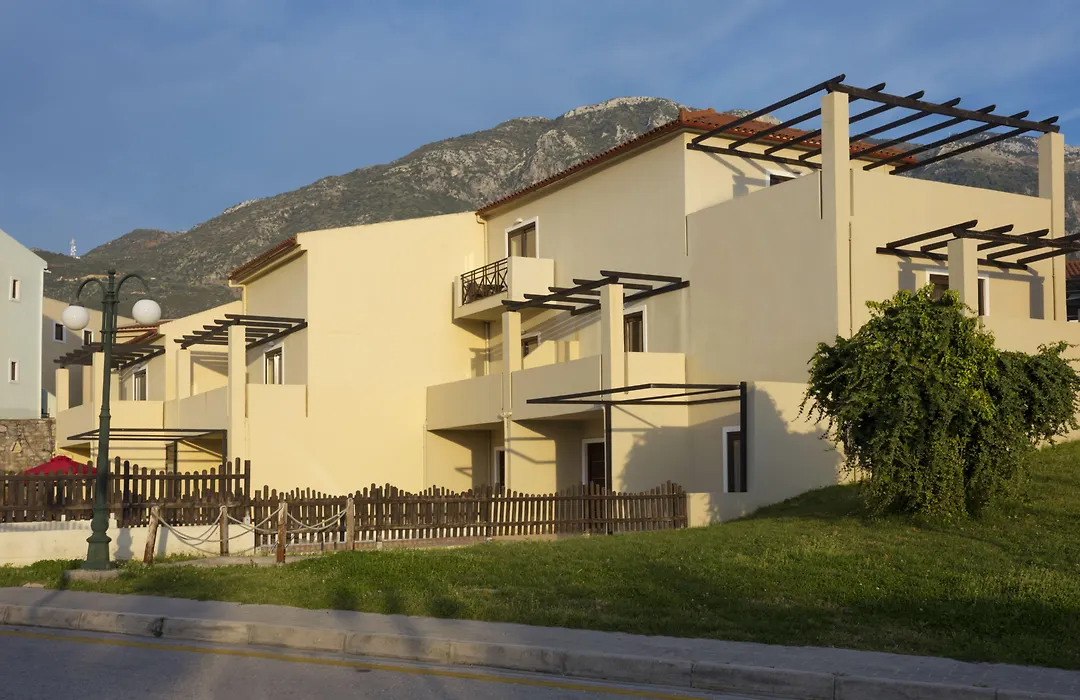 Elite City Resort-1