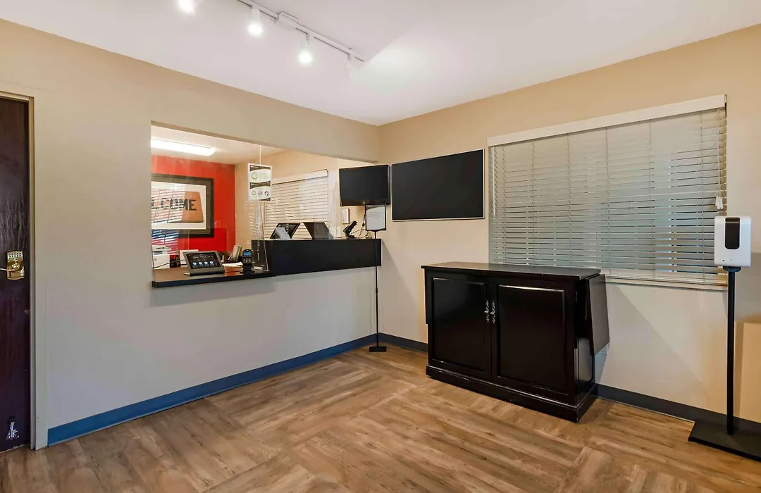 Extended Stay America Select Suites - Roanoke - Airport-1