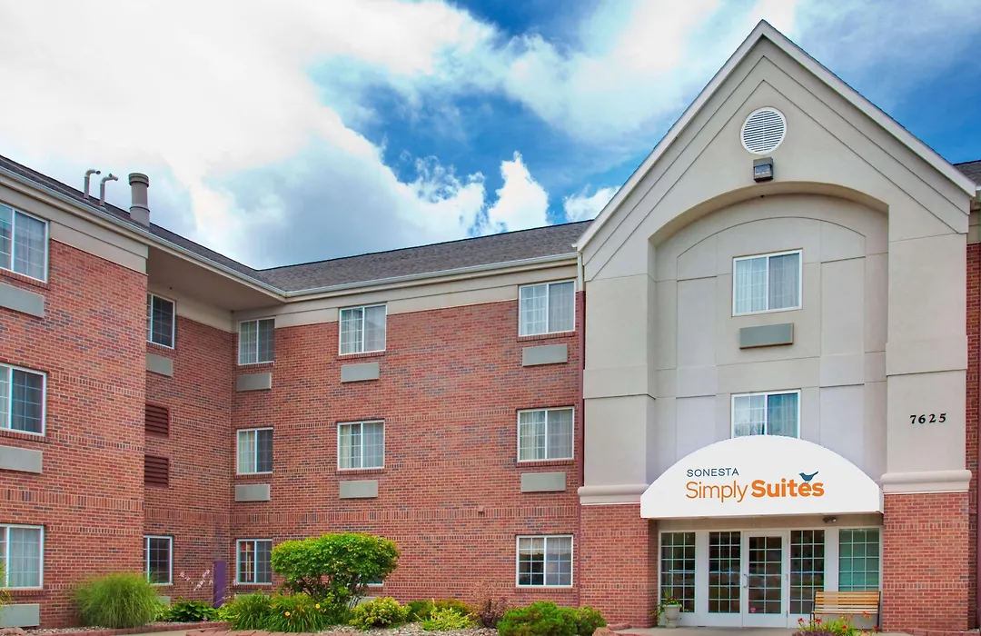 Sonesta Simply Suites Des Moines-1