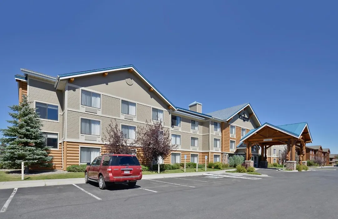 Clubhouse Inn-1