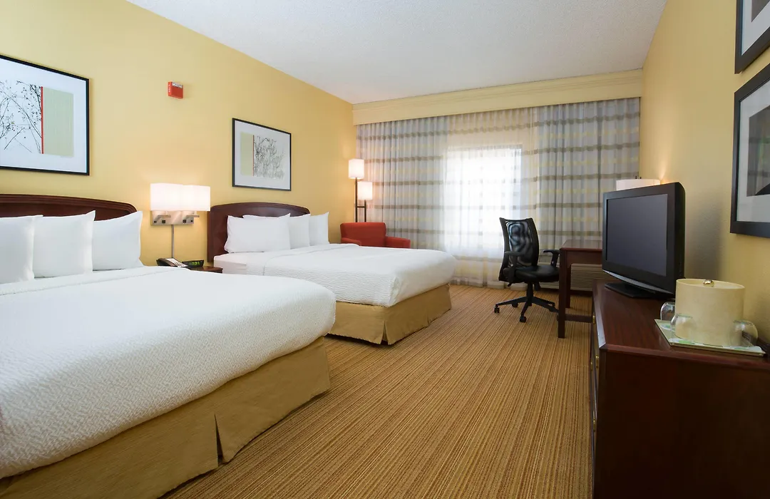 Courtyard By Marriott Roseville-1