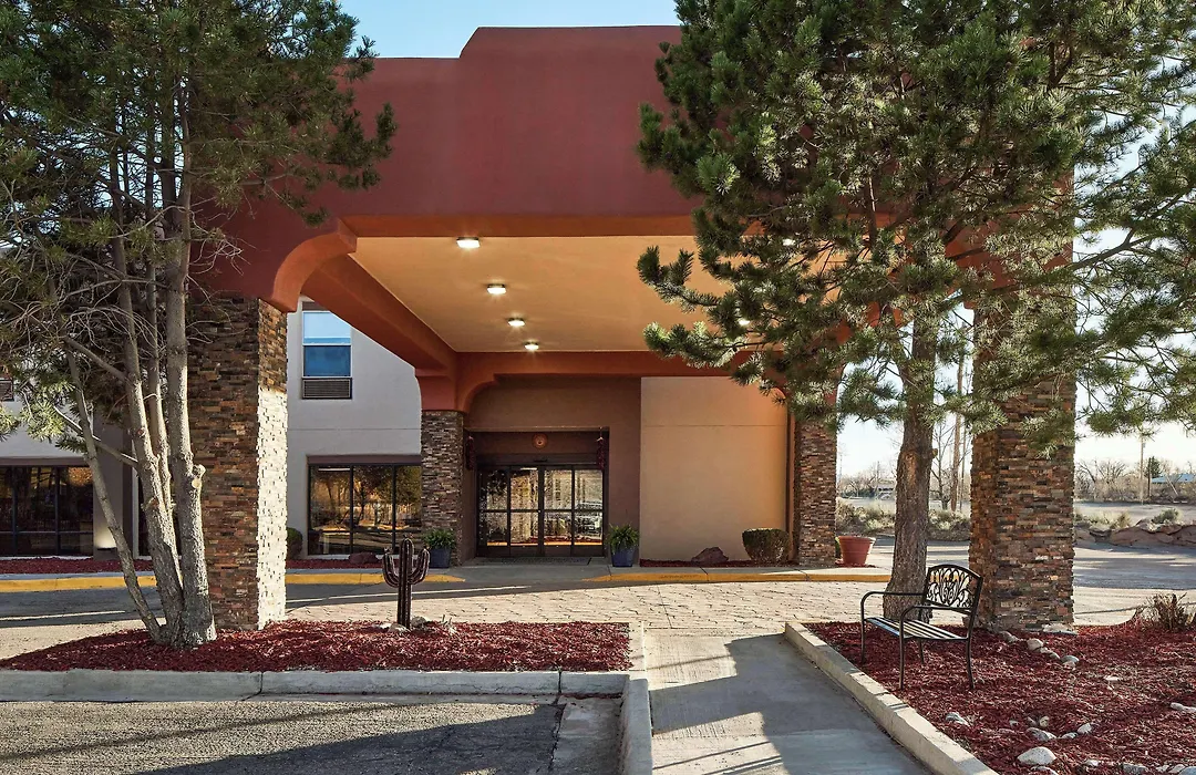 Hampton Inn Taos-1