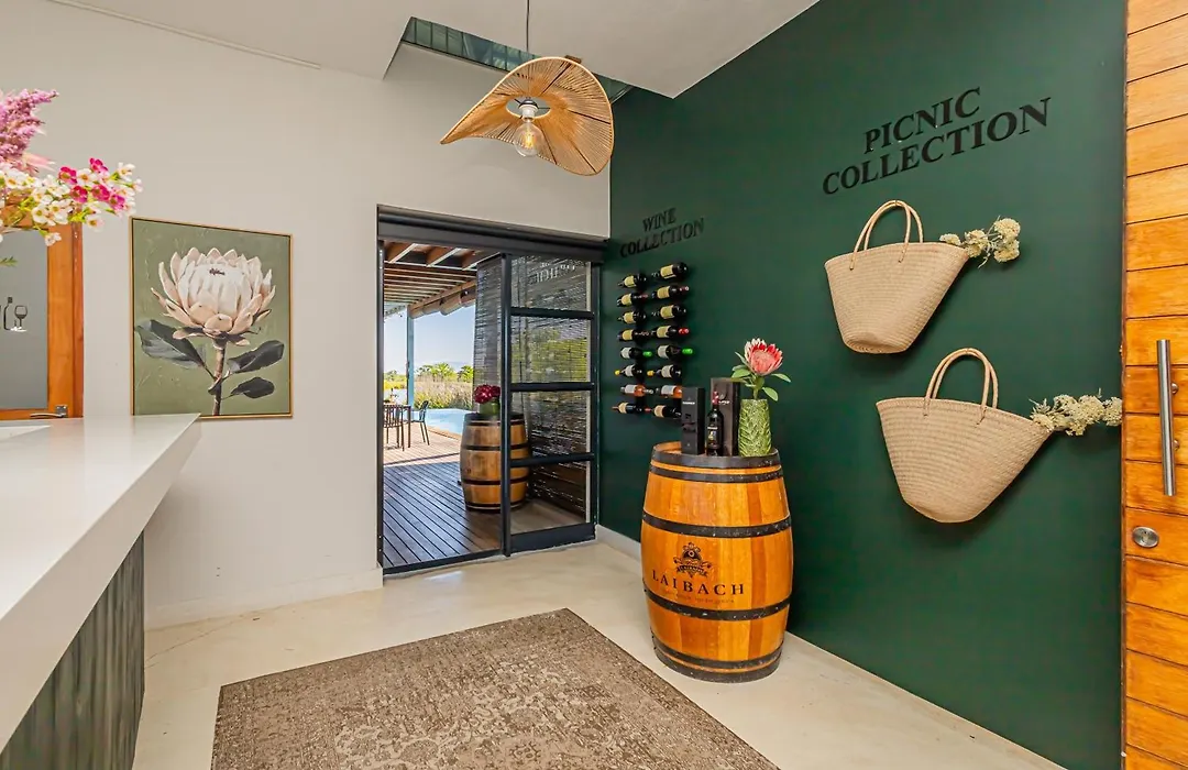 Ladybird Boutique Hotel At Kanonkop Operated By Touch Down Africa-1