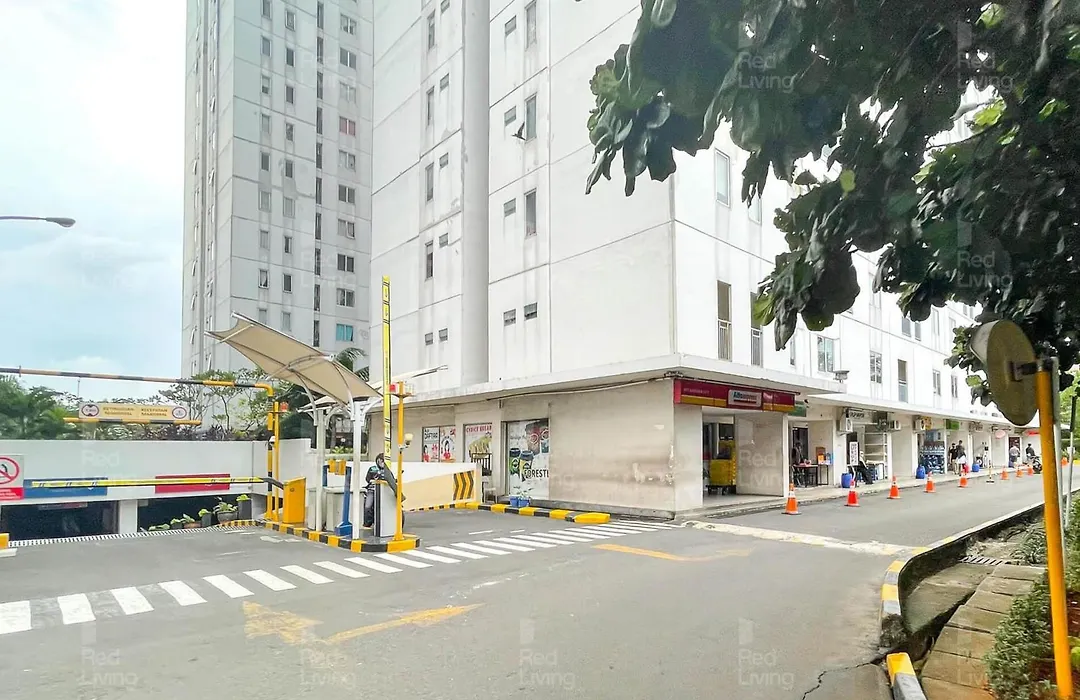 Redliving Apartemen Bassura City - Gracefull Rooms Tower Dahlia-1