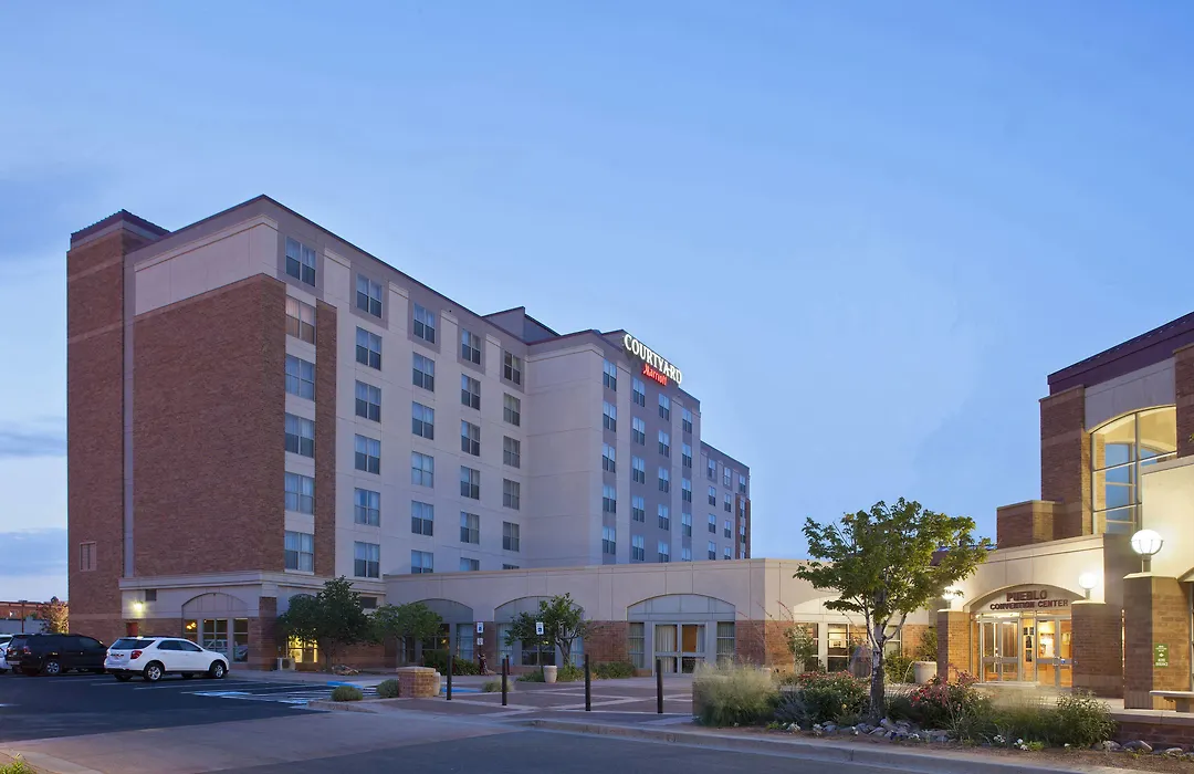 Courtyard By Marriott Pueblo-1