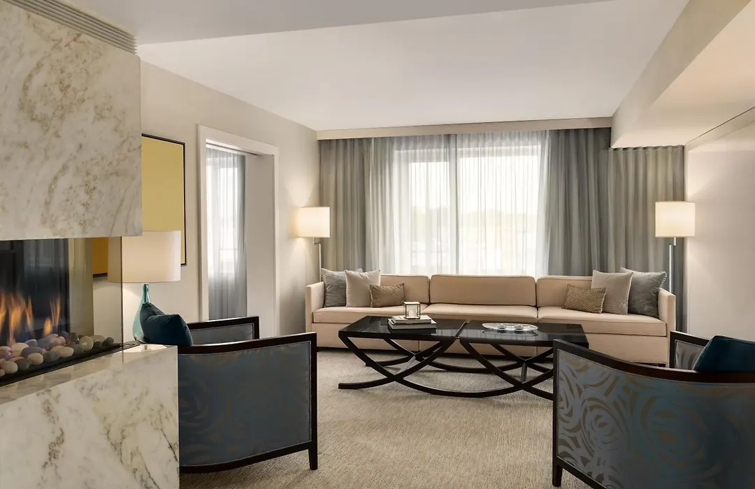 The H Hotel-1