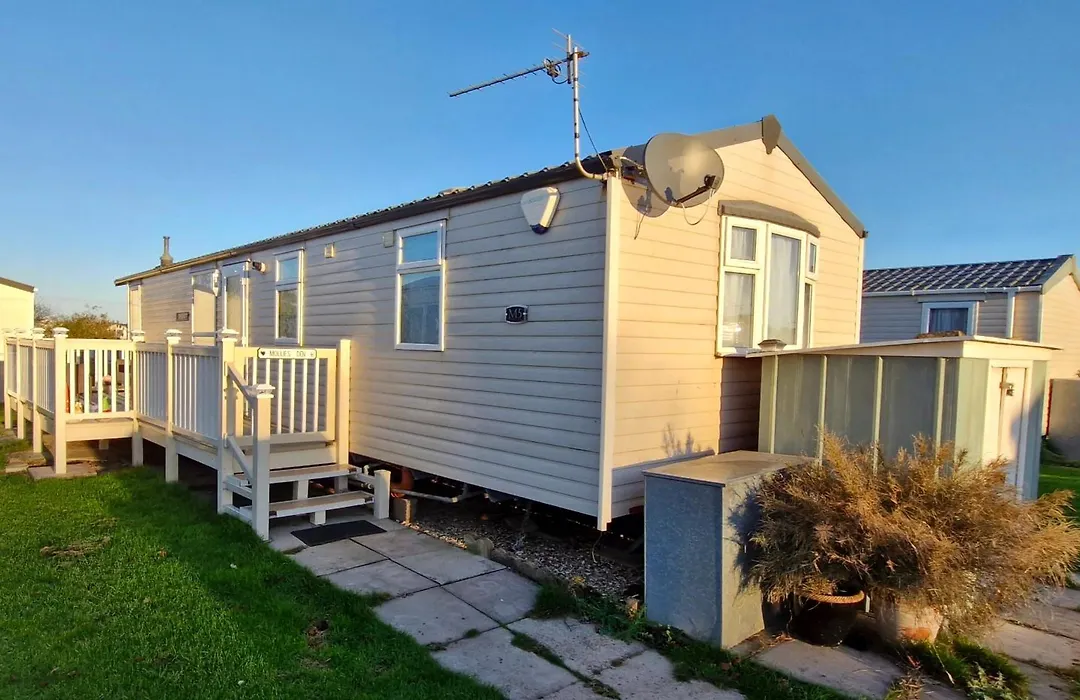 Mollies Den 6 Berth 2 Bedrooms Waterside Leisure Park Ingoldmells-1