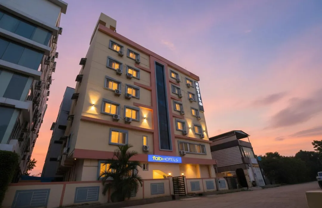 Fabhotel Hitek N - Nr Sindhu Hospital And Hitex Exhibition Center Hitech City-1