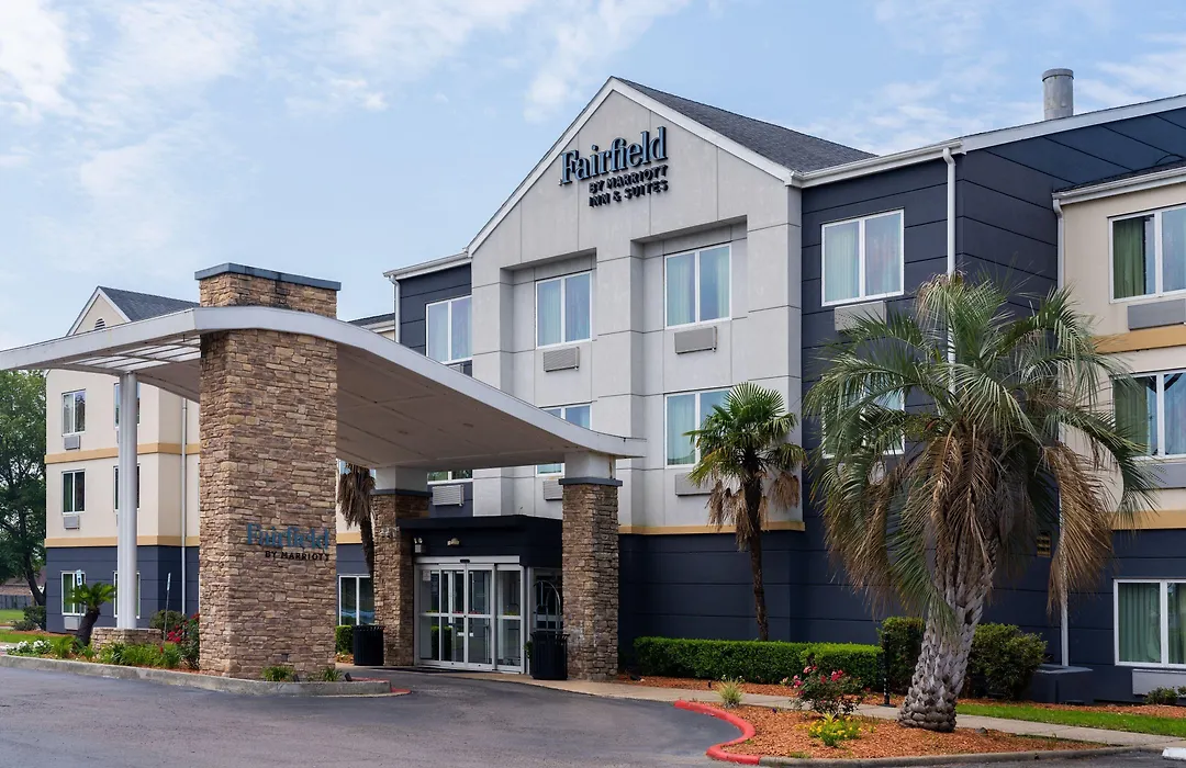 Fairfield Inn & Suites Beaumont-1