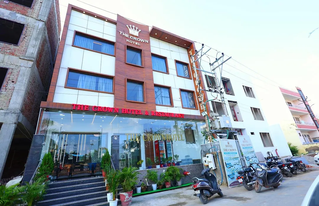 The Crown Hotel Agra Near Taj Mahal-1