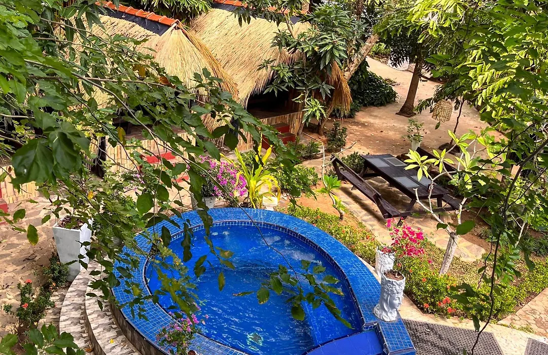 Sundaras Infinity Jungle Resort-1