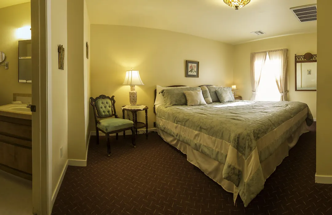Historic Cary House Hotel-1